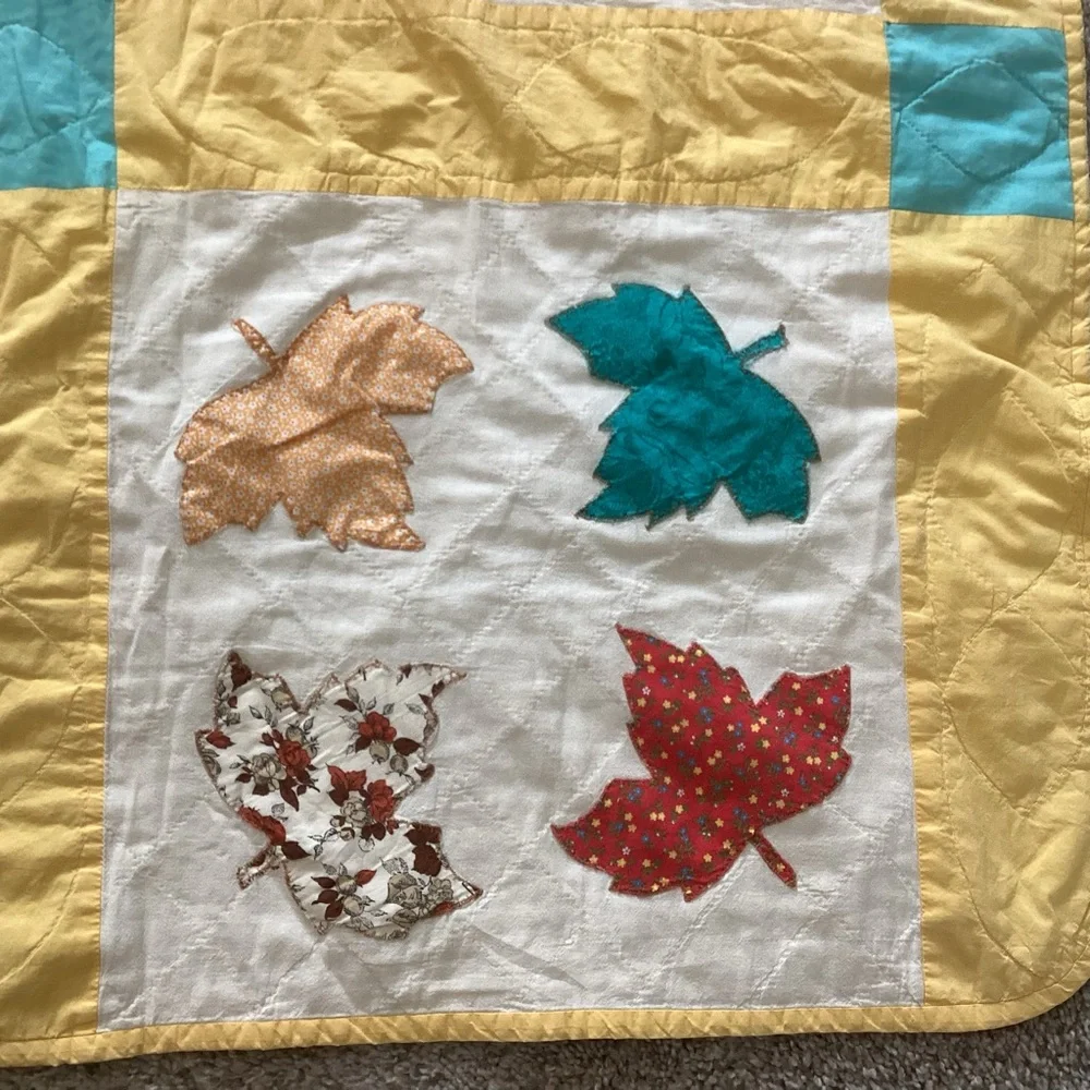 Vintage Maple Leaf Quilt Yellow Blue 76”x86”